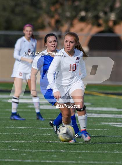 Thumbnail 1 in Desert Ridge vs. Fountain Hills (Coyote Classic Tournament ) photogallery.