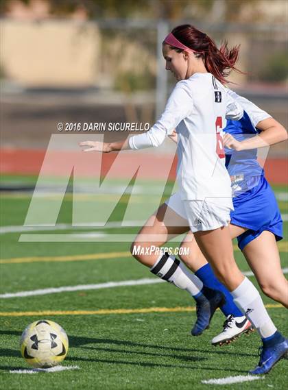 Thumbnail 3 in Desert Ridge vs. Fountain Hills (Coyote Classic Tournament ) photogallery.
