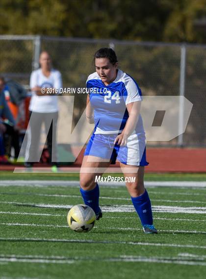 Thumbnail 3 in Desert Ridge vs. Fountain Hills (Coyote Classic Tournament ) photogallery.