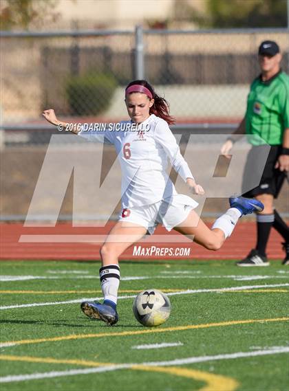 Thumbnail 1 in Desert Ridge vs. Fountain Hills (Coyote Classic Tournament ) photogallery.