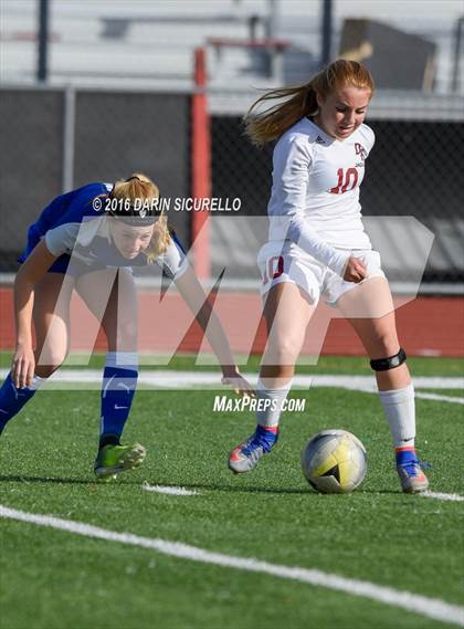 Thumbnail 1 in Desert Ridge vs. Fountain Hills (Coyote Classic Tournament ) photogallery.
