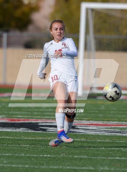 Thumbnail 2 in Desert Ridge vs. Fountain Hills (Coyote Classic Tournament ) photogallery.