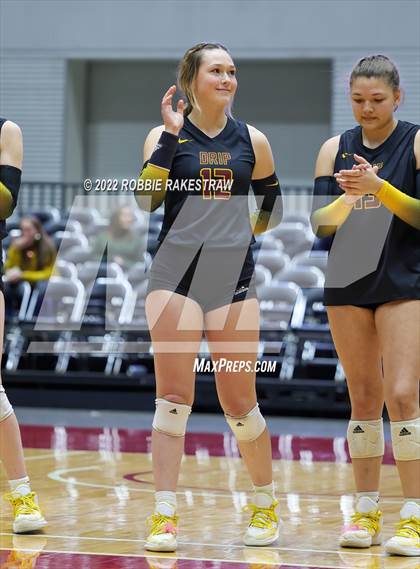 Thumbnail 1 in The Woodlands vs. Dripping Springs (UIL 6A Semifinal) photogallery.