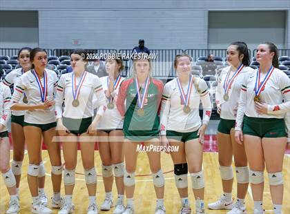 Thumbnail 1 in The Woodlands vs. Dripping Springs (UIL 6A Semifinal) photogallery.