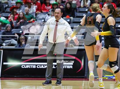 Thumbnail 1 in The Woodlands vs. Dripping Springs (UIL 6A Semifinal) photogallery.