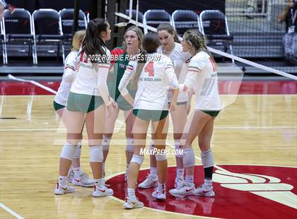 Thumbnail 2 in The Woodlands vs. Dripping Springs (UIL 6A Semifinal) photogallery.
