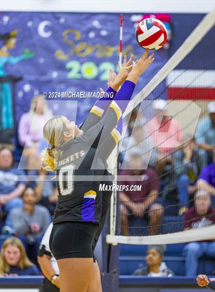 Thumbnail 1 in Hardin-Jefferson vs Chester (Hardin-Jefferson Varsity Tournament) photogallery.