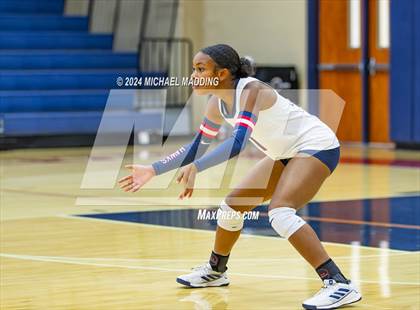 Thumbnail 3 in Hardin-Jefferson vs Chester (Hardin-Jefferson Varsity Tournament) photogallery.