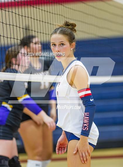 Thumbnail 2 in Hardin-Jefferson vs Chester (Hardin-Jefferson Varsity Tournament) photogallery.