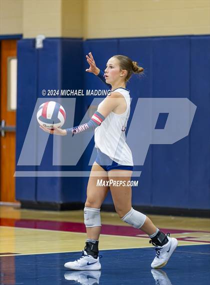 Thumbnail 2 in Hardin-Jefferson vs Chester (Hardin-Jefferson Varsity Tournament) photogallery.