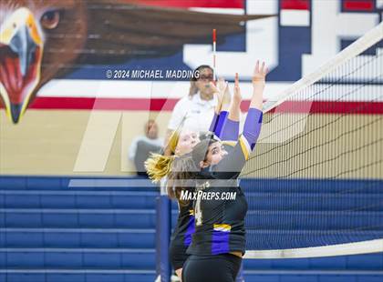 Thumbnail 2 in Hardin-Jefferson vs Chester (Hardin-Jefferson Varsity Tournament) photogallery.