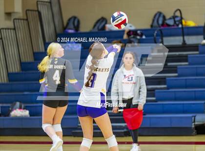 Thumbnail 3 in Hardin-Jefferson vs Chester (Hardin-Jefferson Varsity Tournament) photogallery.
