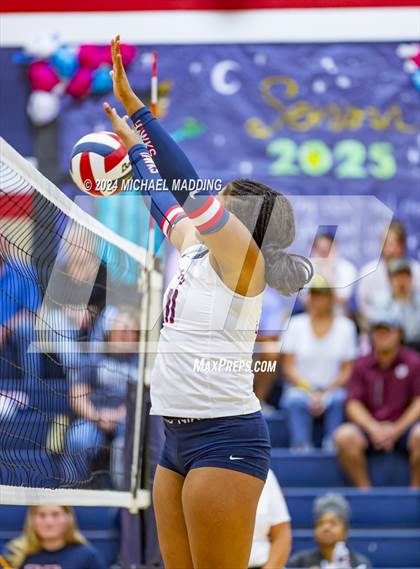 Thumbnail 3 in Hardin-Jefferson vs Chester (Hardin-Jefferson Varsity Tournament) photogallery.
