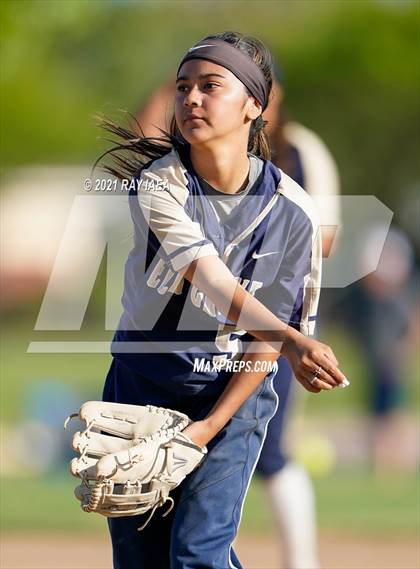 Thumbnail 3 in Elk Grove @ Pleasant Grove photogallery.
