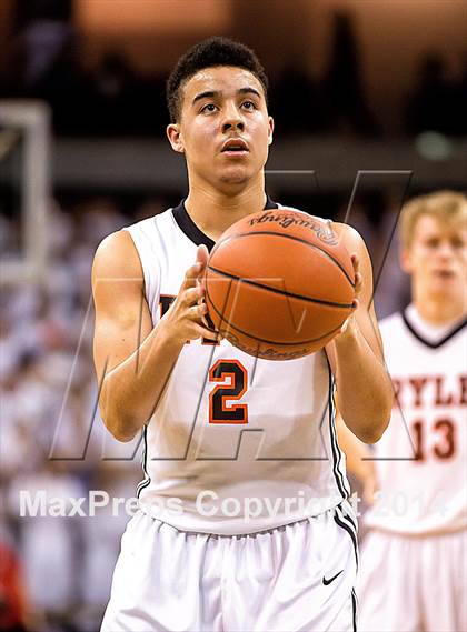 Thumbnail 1 in Ryle vs Covington Catholic (KHSAA Ninth Region Tournament) photogallery.