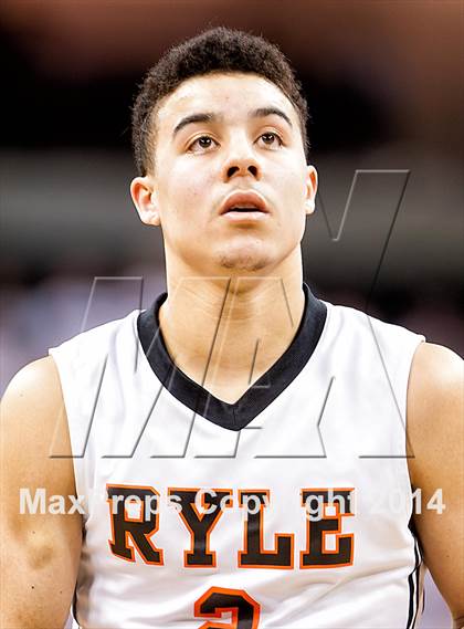 Thumbnail 3 in Ryle vs Covington Catholic (KHSAA Ninth Region Tournament) photogallery.