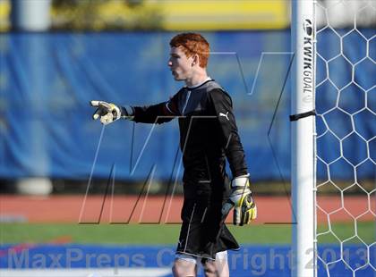 Thumbnail 1 in Carle Place vs. Ichabod Crane (NYSPHSAA Class B Semifinal) photogallery.