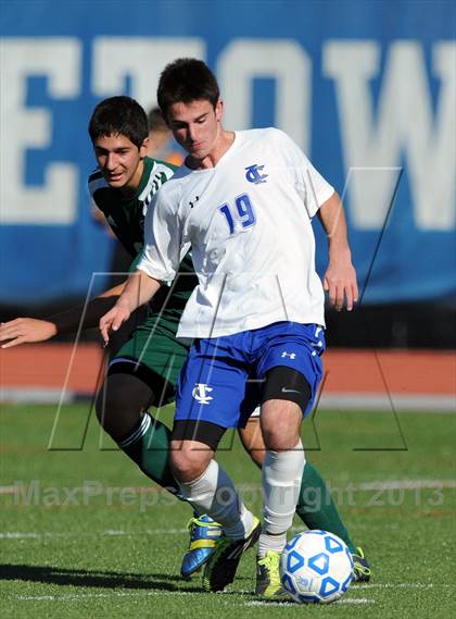 Thumbnail 1 in Carle Place vs. Ichabod Crane (NYSPHSAA Class B Semifinal) photogallery.