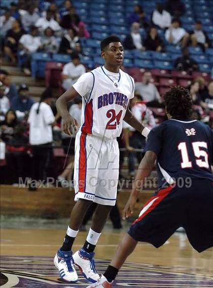 Thumbnail 3 in Modesto Christian vs. Christian Brothers (CIF SJS D4 Final) photogallery.