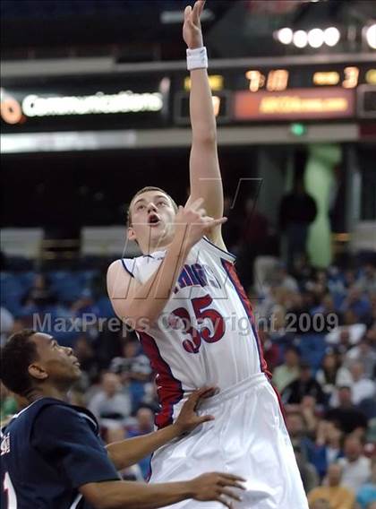 Thumbnail 2 in Modesto Christian vs. Christian Brothers (CIF SJS D4 Final) photogallery.