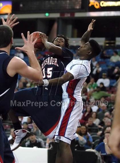 Thumbnail 2 in Modesto Christian vs. Christian Brothers (CIF SJS D4 Final) photogallery.