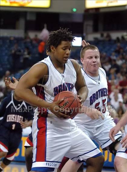 Thumbnail 3 in Modesto Christian vs. Christian Brothers (CIF SJS D4 Final) photogallery.