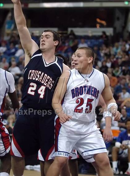 Thumbnail 2 in Modesto Christian vs. Christian Brothers (CIF SJS D4 Final) photogallery.