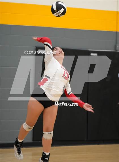 Thumbnail 1 in West Point vs. Coconino photogallery.