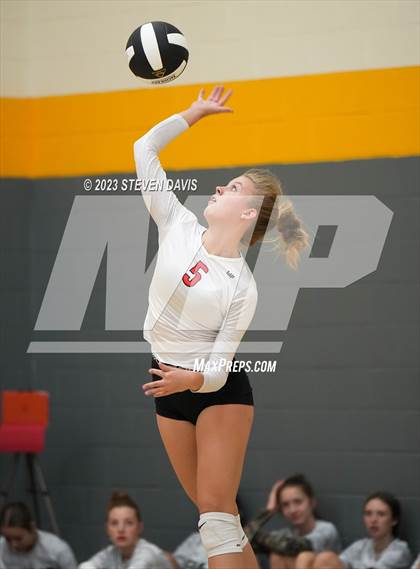 Thumbnail 3 in West Point vs. Coconino photogallery.