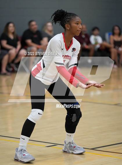 Thumbnail 2 in West Point vs. Coconino photogallery.