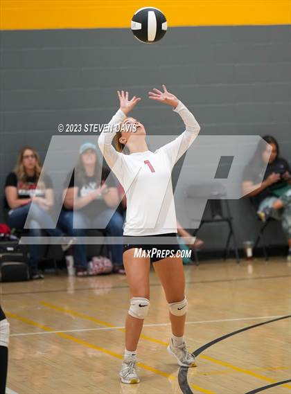 Thumbnail 2 in West Point vs. Coconino photogallery.