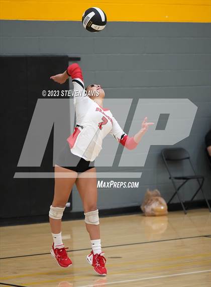 Thumbnail 2 in West Point vs. Coconino photogallery.