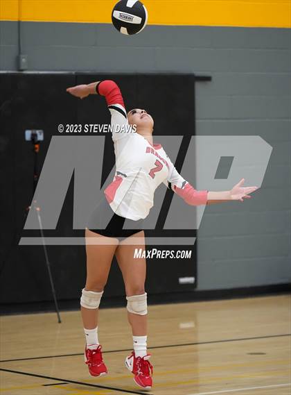Thumbnail 2 in West Point vs. Coconino photogallery.