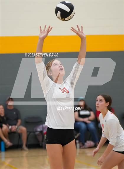 Thumbnail 2 in West Point vs. Coconino photogallery.