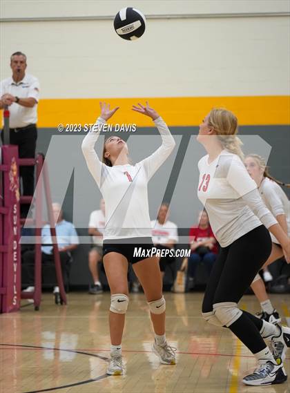 Thumbnail 2 in West Point vs. Coconino photogallery.