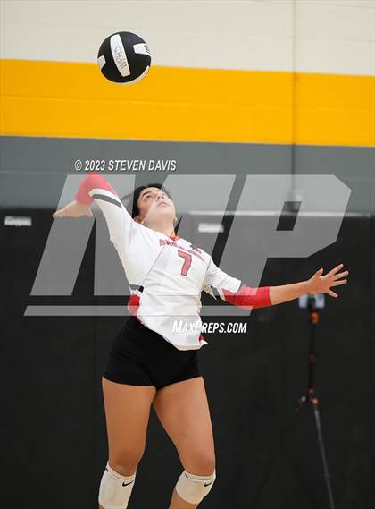 Thumbnail 2 in West Point vs. Coconino photogallery.