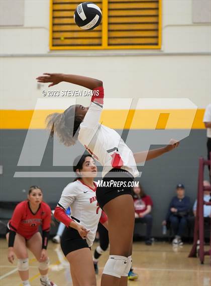 Thumbnail 2 in West Point vs. Coconino photogallery.