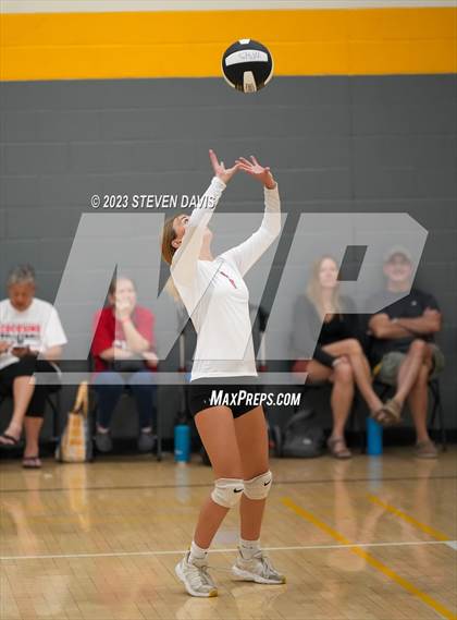 Thumbnail 1 in West Point vs. Coconino photogallery.