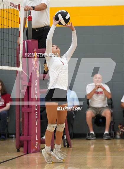 Thumbnail 3 in West Point vs. Coconino photogallery.