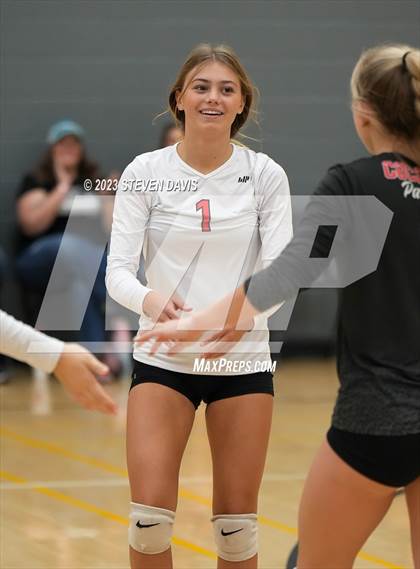 Thumbnail 3 in West Point vs. Coconino photogallery.