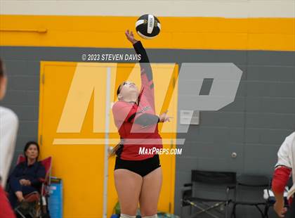Thumbnail 3 in West Point vs. Coconino photogallery.
