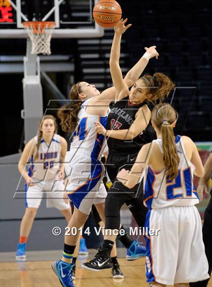 Thumbnail 2 in Kentlake vs. Auburn Mountainview photogallery.