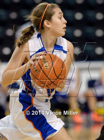 Thumbnail 1 in Kentlake vs. Auburn Mountainview photogallery.