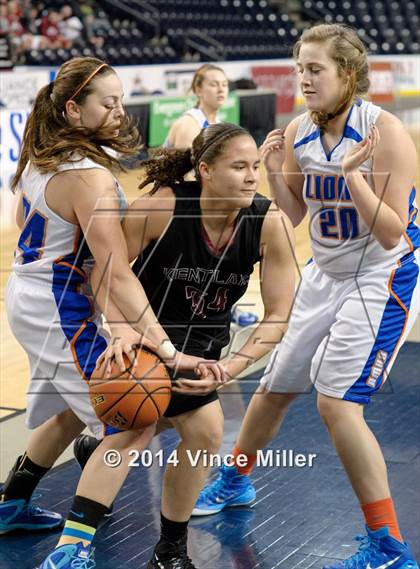 Thumbnail 1 in Kentlake vs. Auburn Mountainview photogallery.