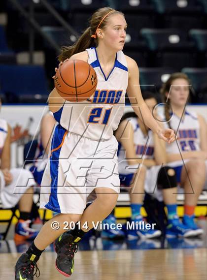 Thumbnail 2 in Kentlake vs. Auburn Mountainview photogallery.
