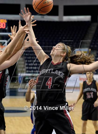 Thumbnail 3 in Kentlake vs. Auburn Mountainview photogallery.