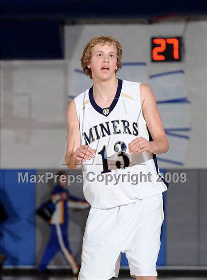 Thumbnail 1 in Chico vs. Nevada Union (Les Curry Invitational) photogallery.