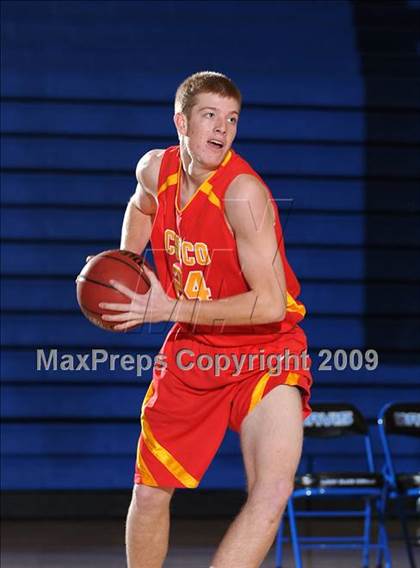 Thumbnail 1 in Chico vs. Nevada Union (Les Curry Invitational) photogallery.