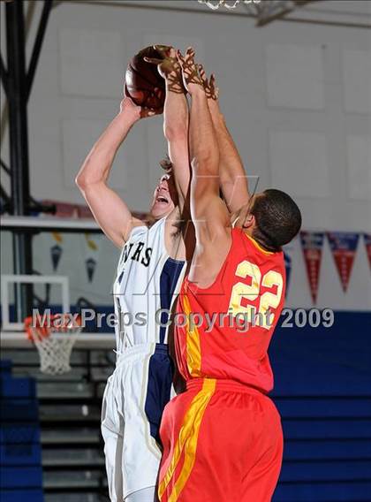 Thumbnail 2 in Chico vs. Nevada Union (Les Curry Invitational) photogallery.