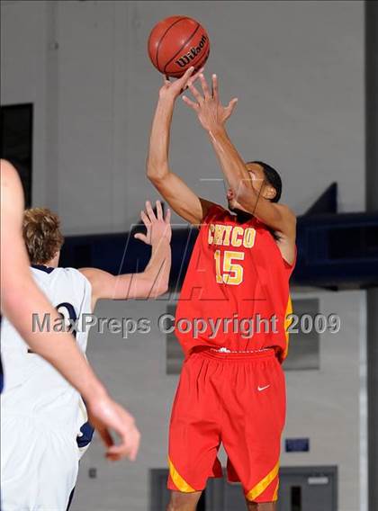 Thumbnail 3 in Chico vs. Nevada Union (Les Curry Invitational) photogallery.